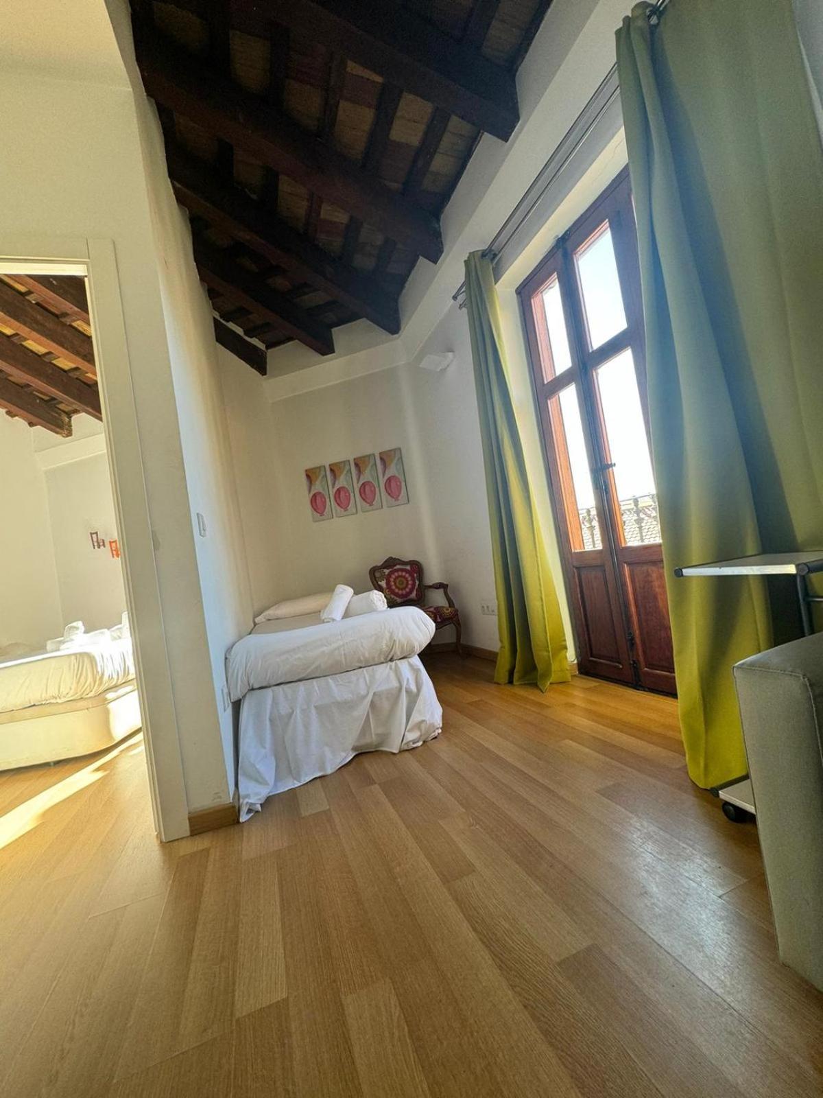 Tossal Apartment Valencia Exterior photo